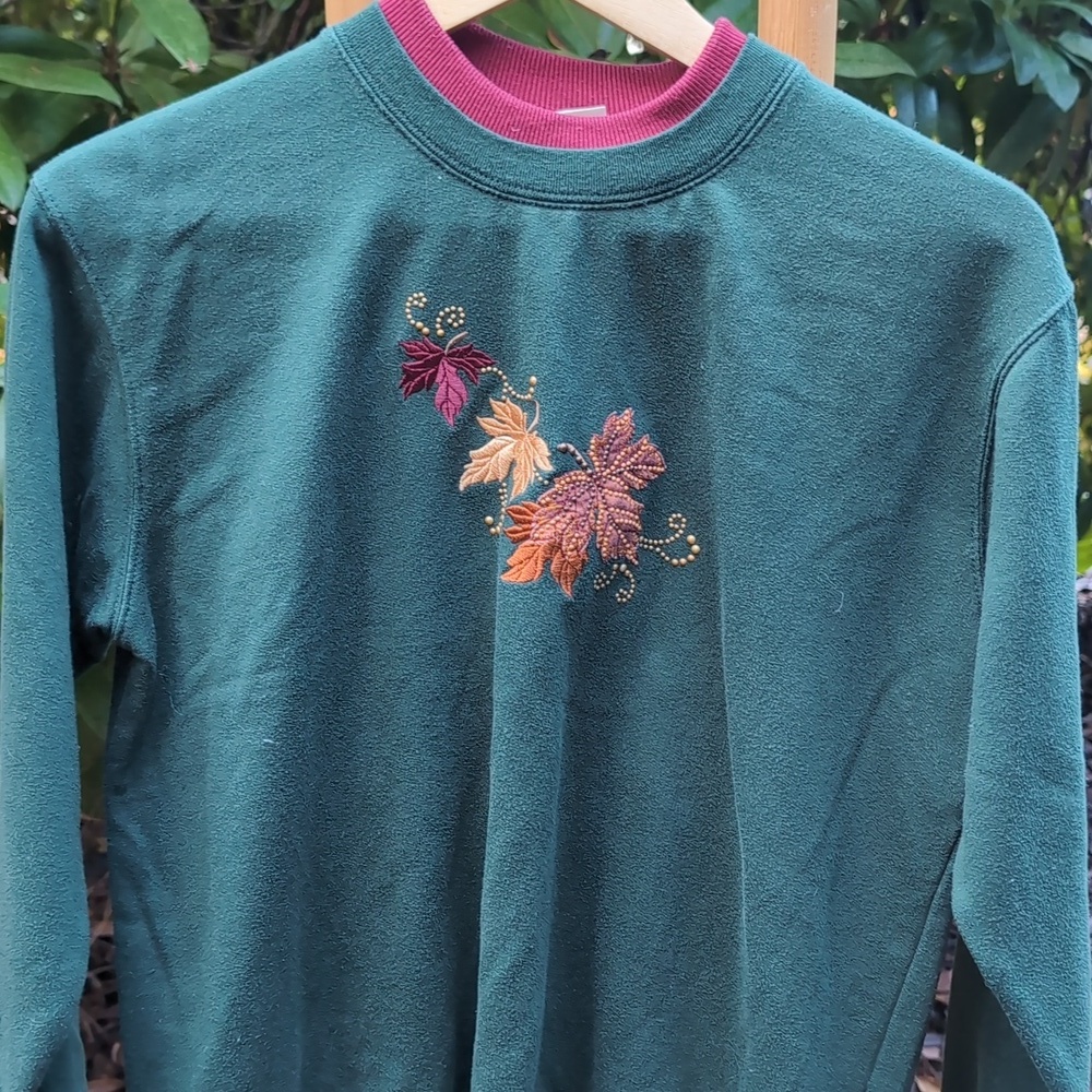 Vintage Top Stitch Fall Golden Leaf Winter Sweater